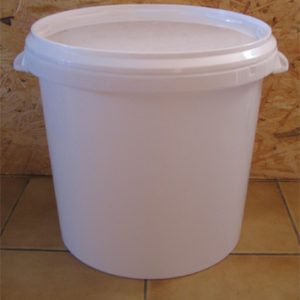 seau-plastique-pour-toilette-seche-27-litres